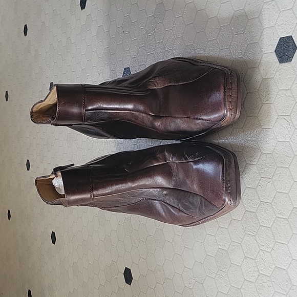 Men's Christian Gallery boots - Picture 2 of 8